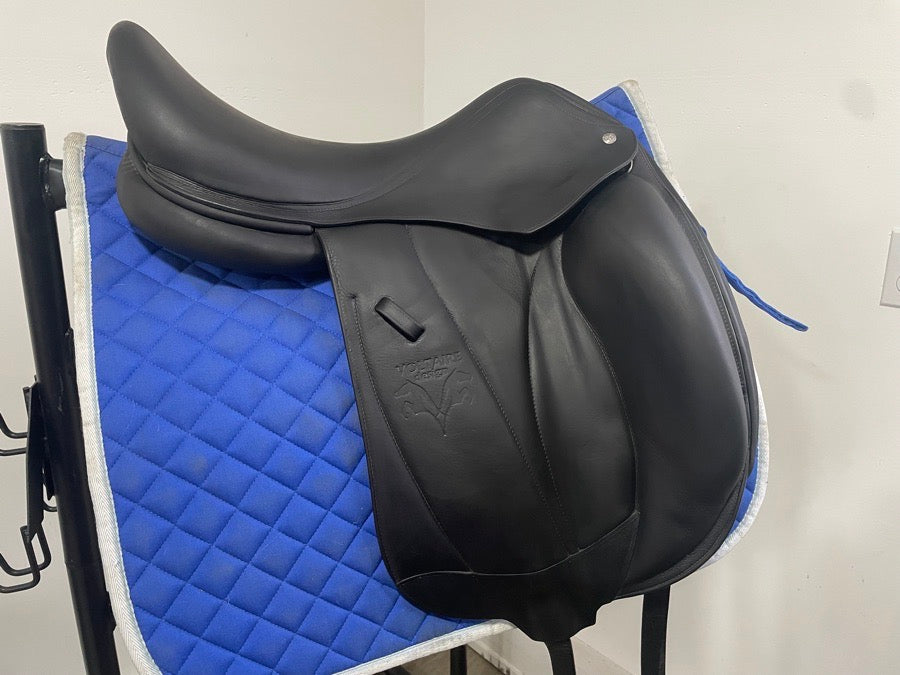 VOLTAIRE 18” Voltaire Adelaide - 2016 - 3A - PRO (2)