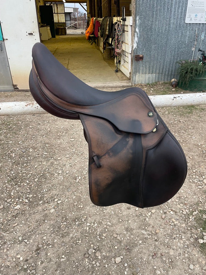 PRESTIGE 18” Prestige Jump Saddle (2)