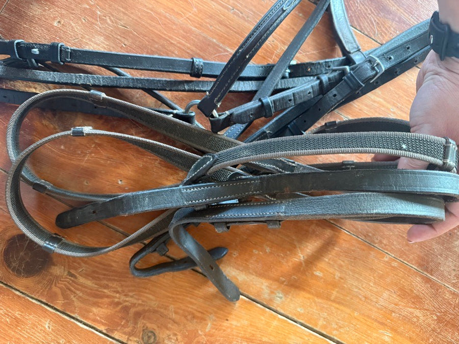 Other Fancy stitch figure 8 bridle and reins (3)