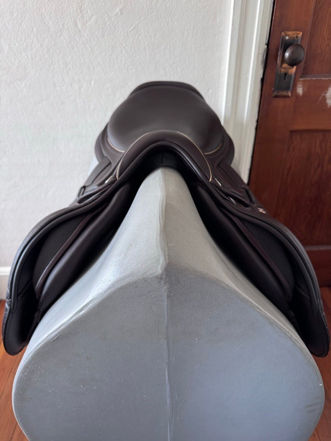 CWD 17.5” 2018 CWD SE32 Mademoiselle 2Gs Saddle - 3L - Full Buffalo (5)