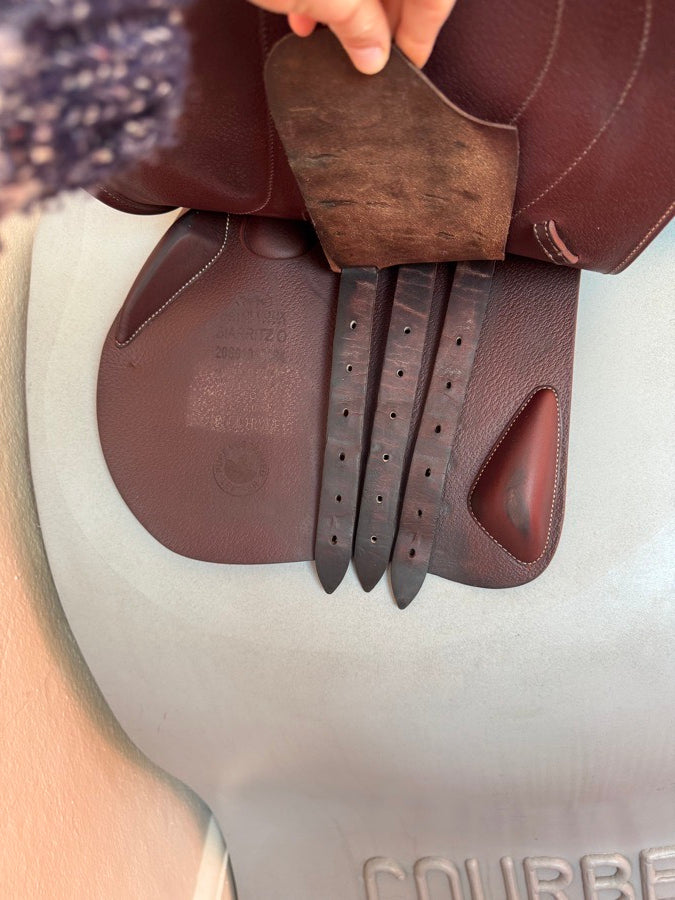 DEVOUCOUX 17.5” 2020 Devoucoux Biarritz O Saddle - 2A - Full Buffalo (6)