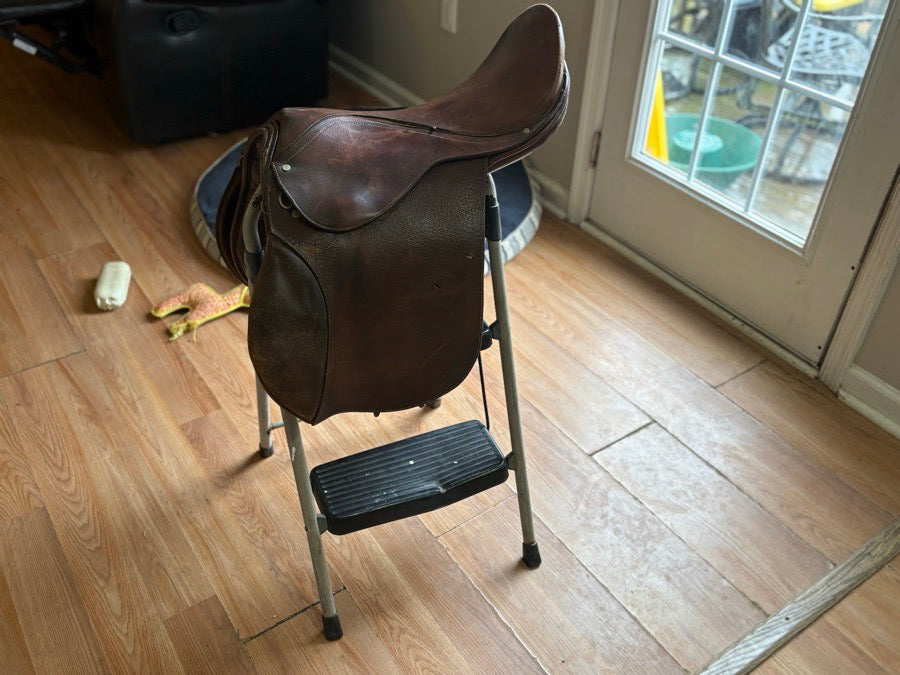 Other English saddle
