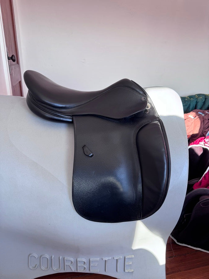 TAD COFFIN 18” Tad Coffin CCDSR Smart Ride Dressage Saddle (6)