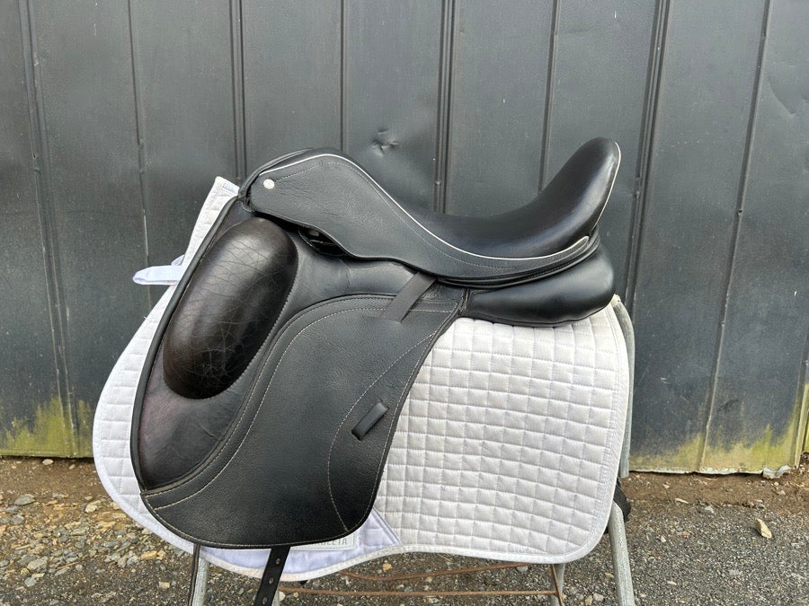 CUSTOM SADDLERY 18” Custom Saddlery Wolfgang Matrix Dressage Saddle (3)