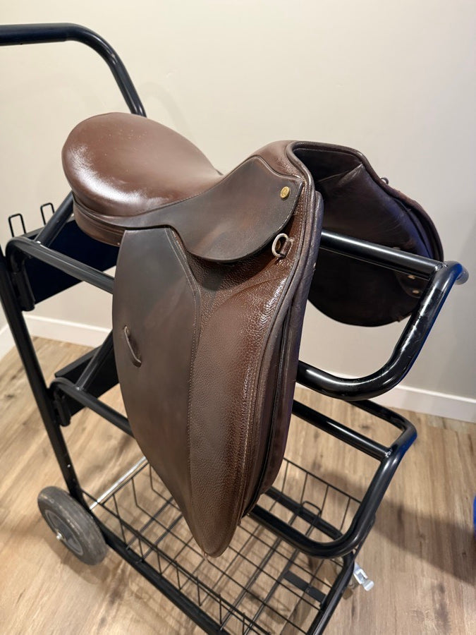 COLLEGIATE Collegiate Dressage Saddle – 17.5” Seat
