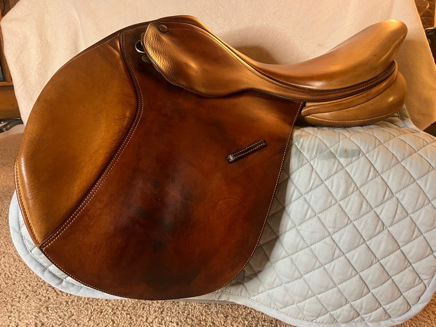 BATES Bates Cair saddle (2)