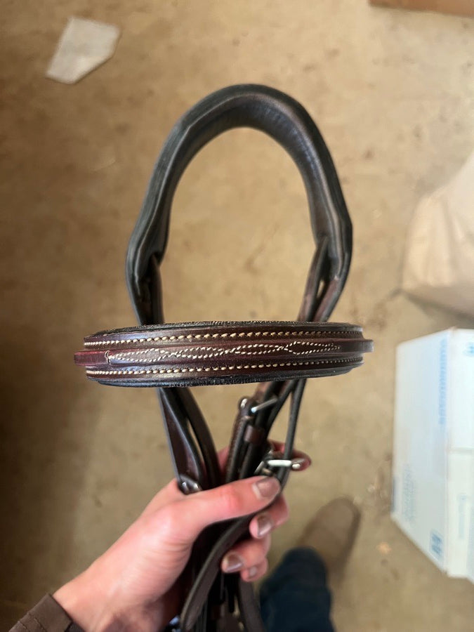 RED BARN Red Barn Cob Size Figure 8 Headstall (3)