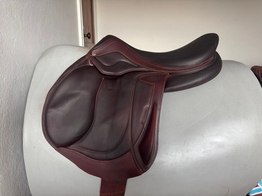 DEVOUCOUX 18” 2024 Devoucoux Chiberta Lab Monoflap Saddle - 3AR - Full Buffalo (6)