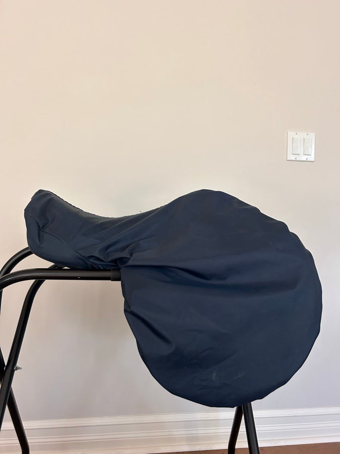 BATES Bates saddle and tack (8)