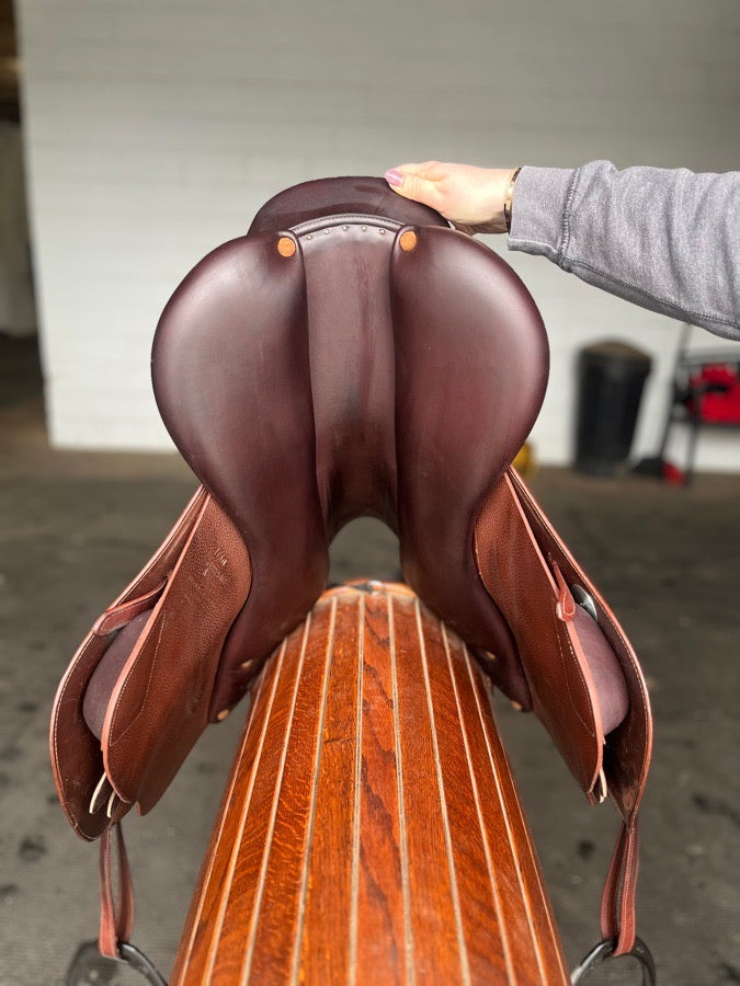 MEYER Meyer Saddle - 2022 17โ (8)