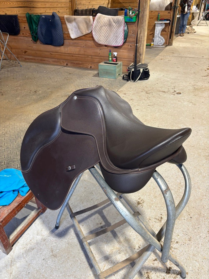 Other 17.5” Wintec All Purpose (3)