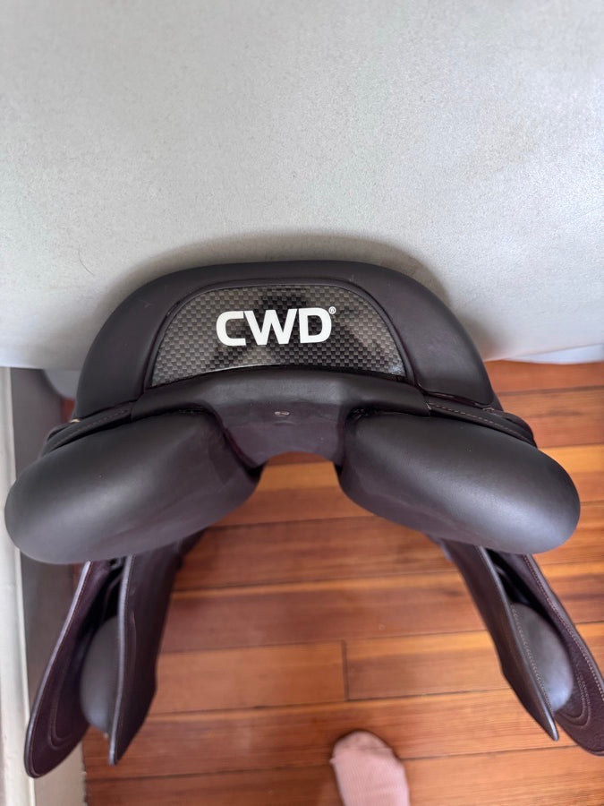 CWD 17” CWD Mademoiselle 2Gs Saddle - 2C - Full Buffalo - LIKE NEW! (7)