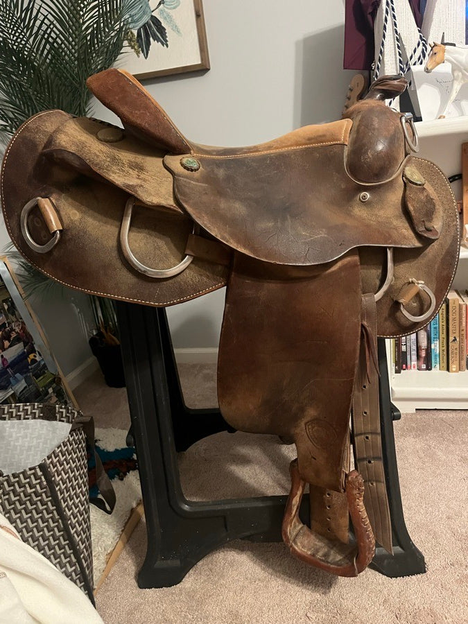 HEREFORD Western saddle (2)