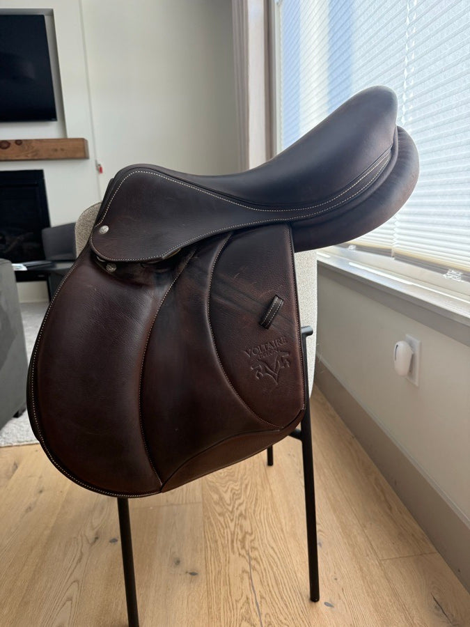 VOLTAIRE Voltaire Palm Beach Saddle – 17.5” Narrow – Buffalo Leather