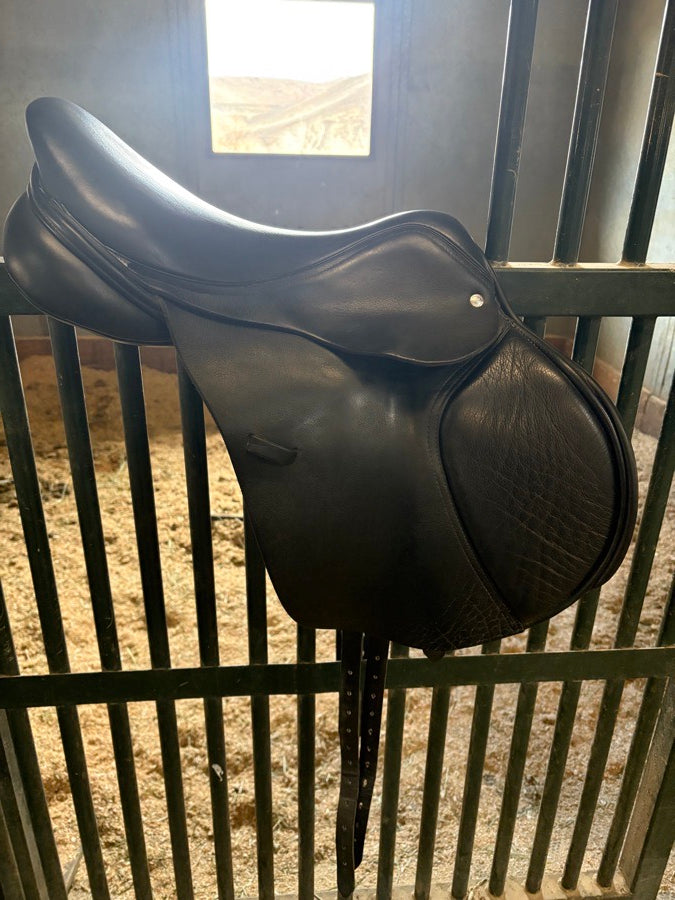 CUSTOM SADDLERY 17.5″ Custom Saddlery Fleur De Lys *Wool Flocked* (2)