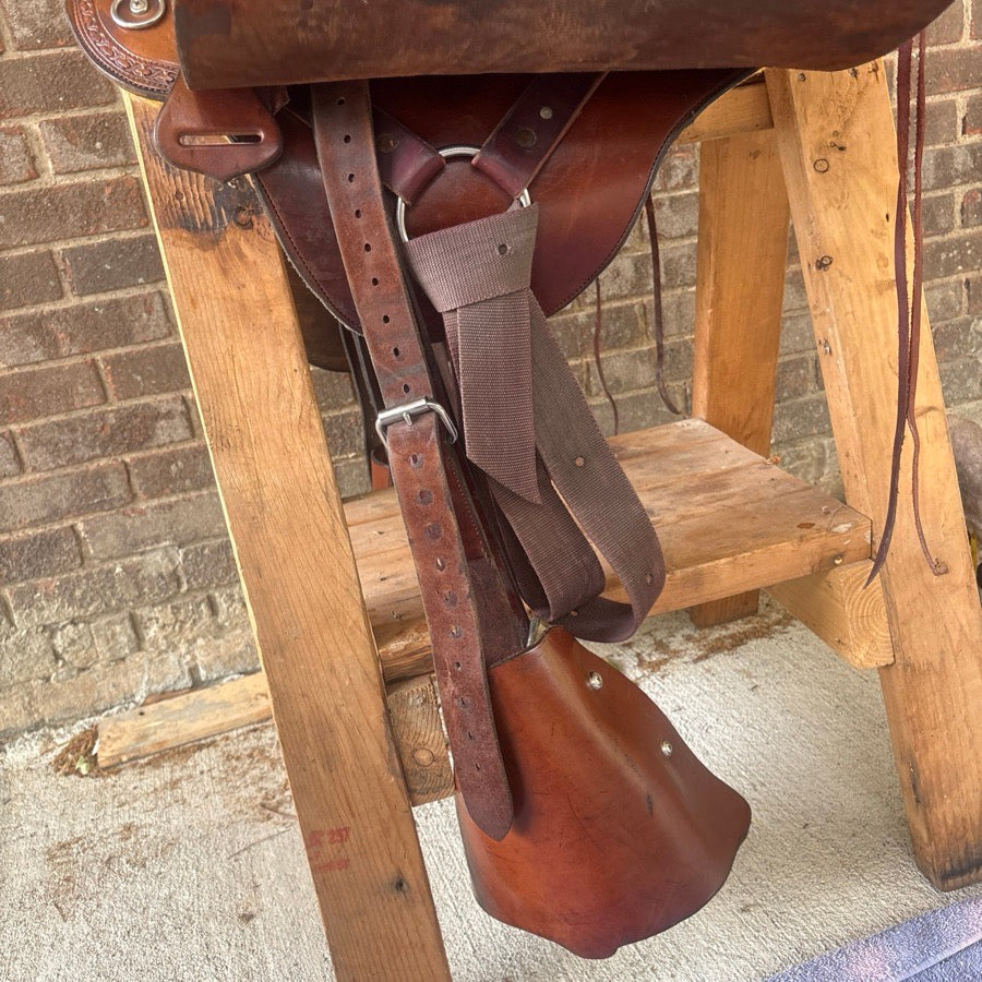 OTHER 15’’ Buena Vista, Henry Miller Endurance saddle, 7-8’’ Gullet, Amish Made (5)