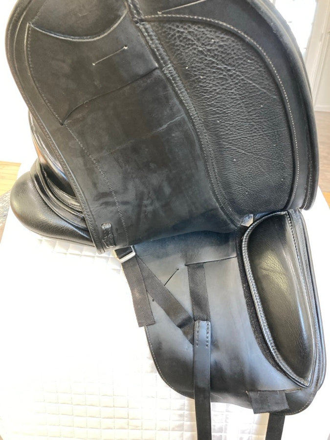 SCHLEESE Schleese Infinity II 17.5” Dressage Saddle (5)