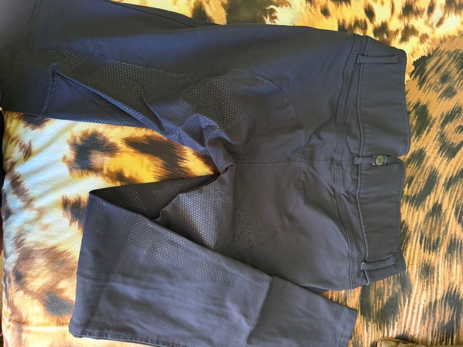B VERTIGO B Vertigo Full Seat Breech (4)