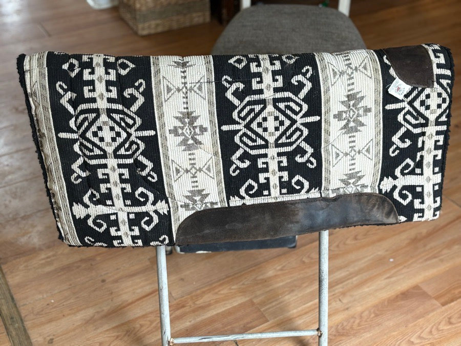 SHOWMAN Western pad