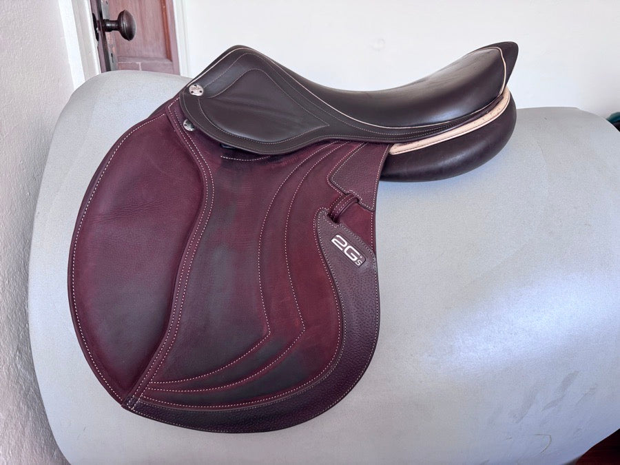 CWD 17.5” CWD SE32 Mademoiselle 2Gs Saddle - Full Buffalo - NEW Flaps 2026