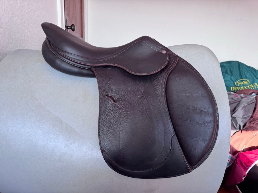 ANTARES 17” 2022 Antares Evolution Saddle - 3NB - Full Buffalo - IMMACULATE (8)