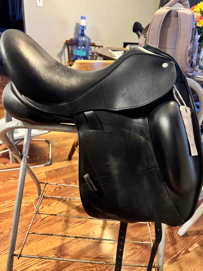 CUSTOM SADDLERY Custom Saddlery 17’ Icon Star (2)