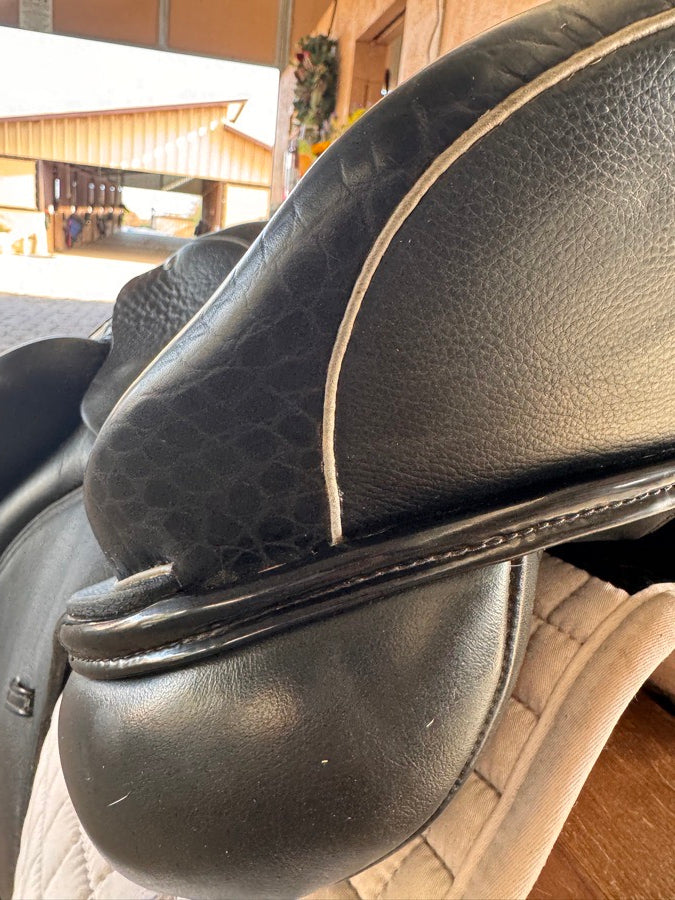 CUSTOM SADDLERY Custom Saddlery Wolfgang Solo (4)