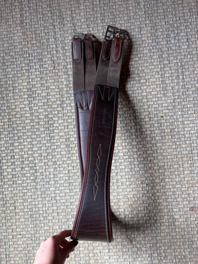 SMARTPAK 52” Wellfleet Hunter Girth (2)