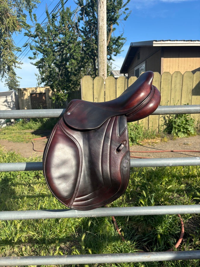 CWD CWD 17” Jumping Saddle