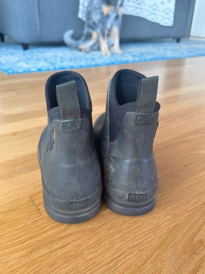 OTHER Muck Boots 9.5 (2)