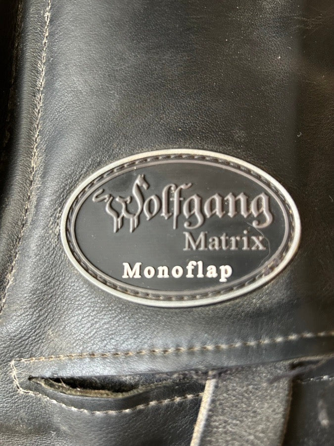 CUSTOM SADDLERY 18” Custom Saddlery Wolfgang Matrix Dressage Saddle (8)