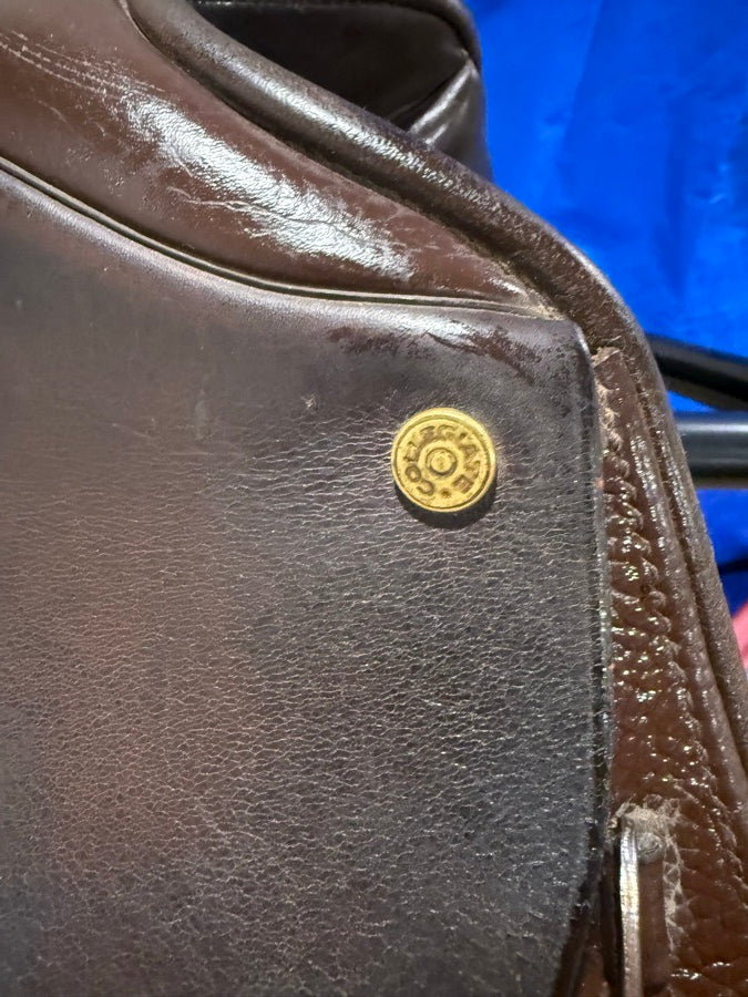 COLLEGIATE Collegiate Dressage Saddle – 17.5” Seat (2)