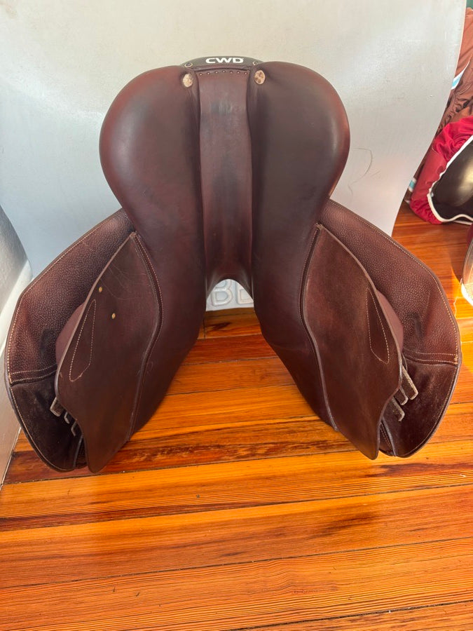 CWD 17” 2016 CWD SE25 2Gs PRO Saddle - 2C - Grain Buffalo (8)