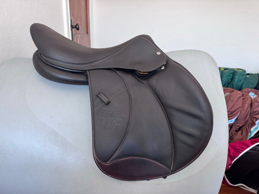 VOLTAIRE 17.5” 2020 Voltaire Stuttgart PRO Saddle - 3A - Full Buffalo - Flawless! (6)