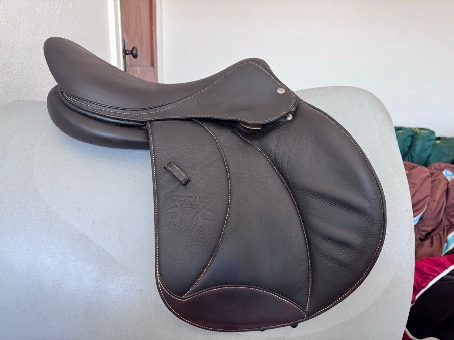VOLTAIRE 17.5” 2020 Voltaire Stuttgart PRO Saddle - 3A - Full Buffalo - Flawless! (7)