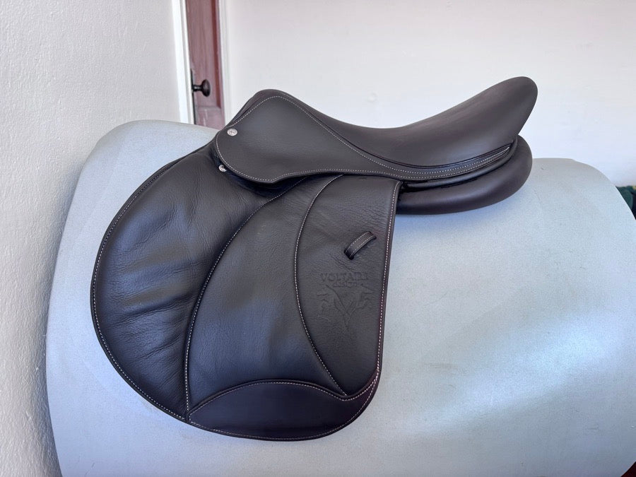 VOLTAIRE 17.5” 2020 Voltaire Stuttgart PRO Saddle - 3A - Full Buffalo - Flawless!