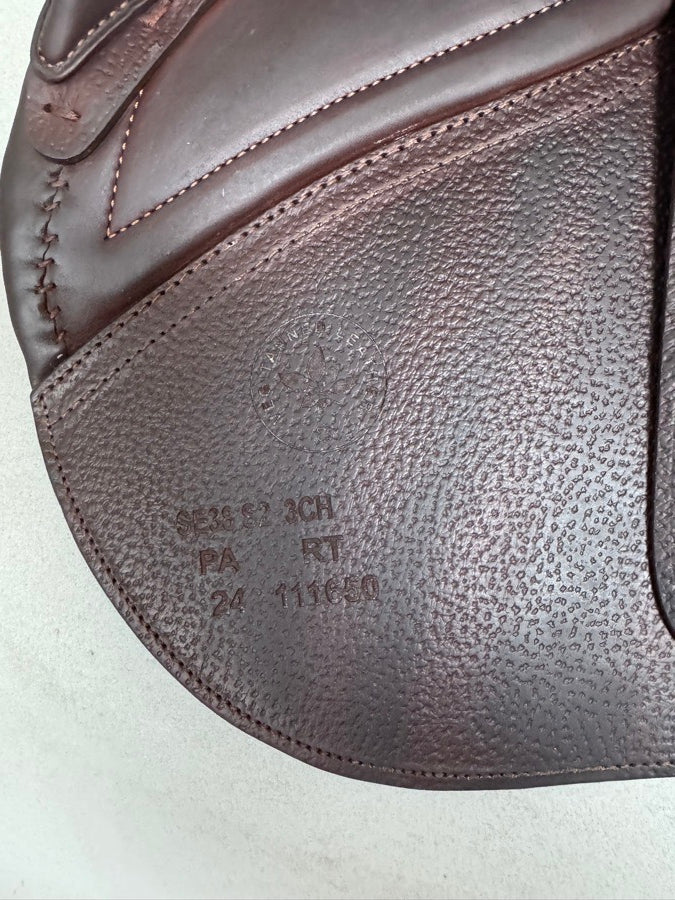 CWD 17.5” 2024 CWD SE38 Hunter Mademoiselle 2Gs Saddle - 3CH - Full Buffalo (5)