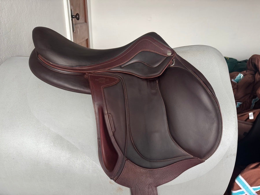DEVOUCOUX 18” 2024 Devoucoux Chiberta Lab Monoflap Saddle - 3AR - Full Buffalo (3)