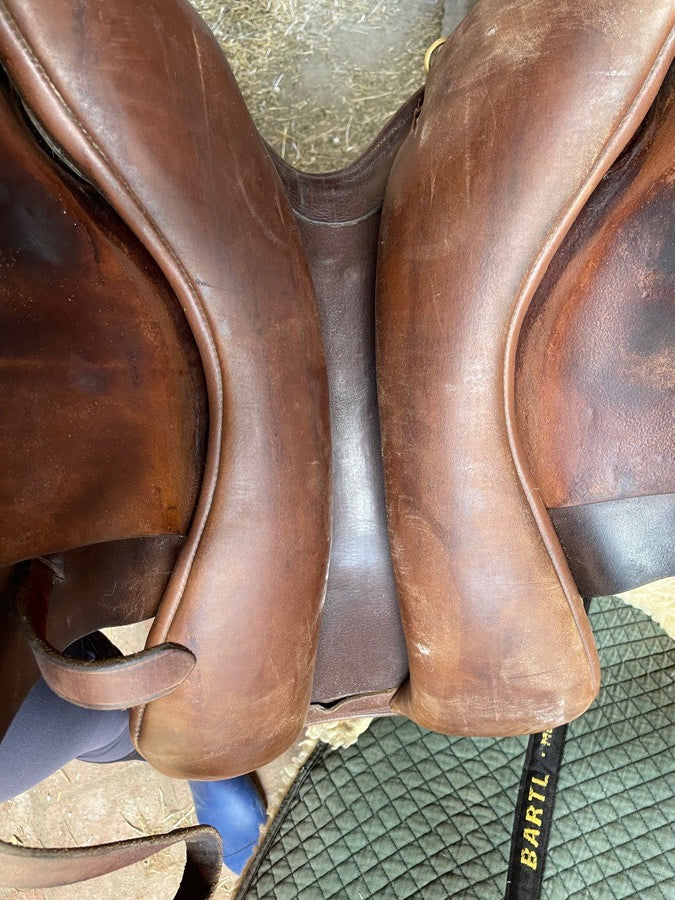 JRD 18” custom jump saddle (7)
