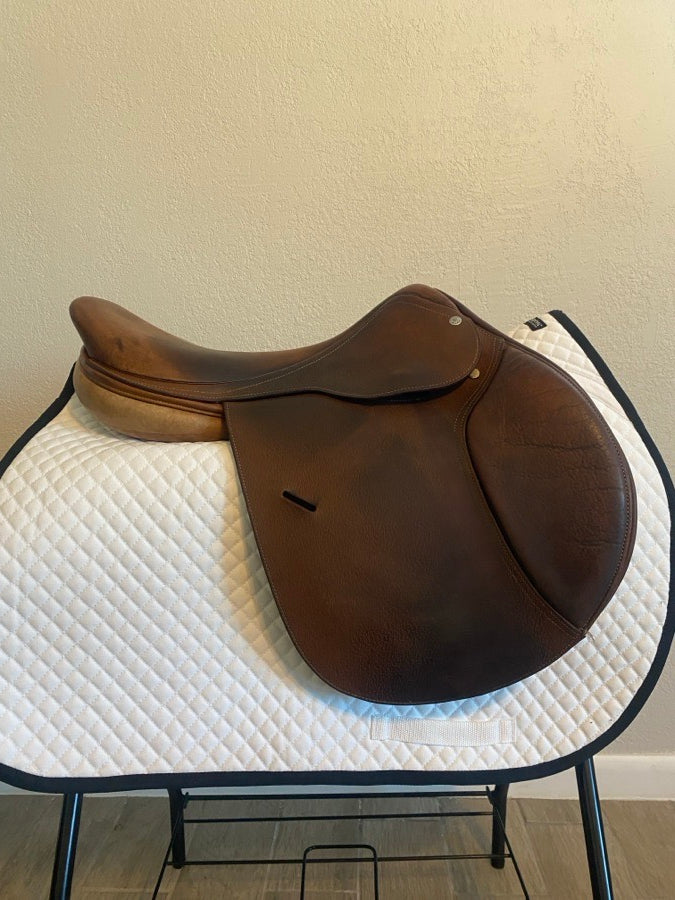 CUSTOM SADDLERY Custom Saddlery Saddle