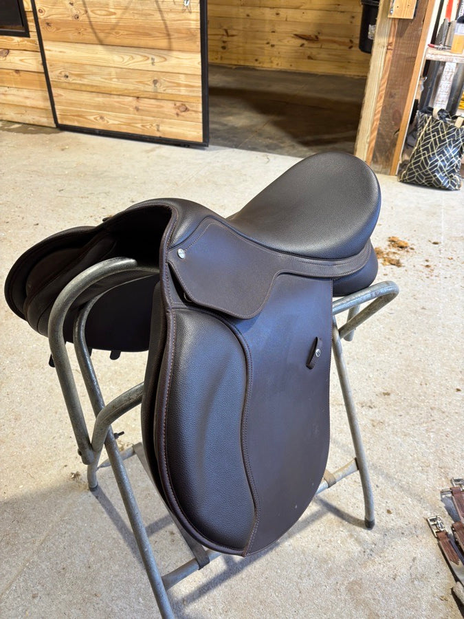 Other 17.5” Wintec All Purpose (2)