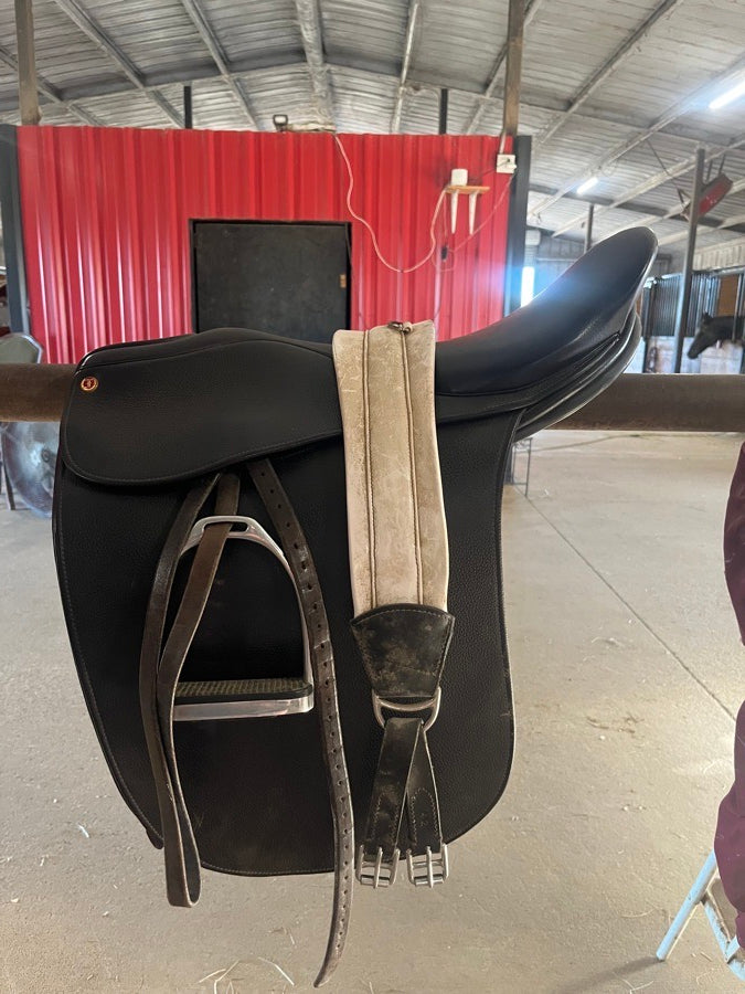 Other Freedman’s World Cup Flat Saddle (3)