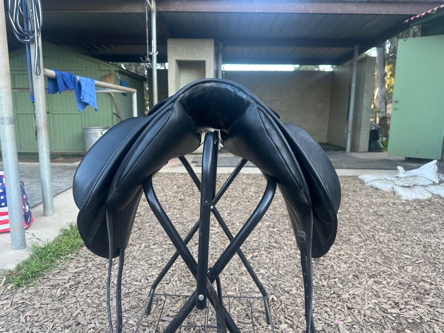 CUSTOM SADDLERY 2021 Custom Advantage R Dressage Saddle 18.5/15/R2 in Buffalo (5)