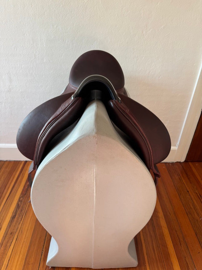 DEVOUCOUX 17.5” 2022 Devoucoux Makila Harmonie S Dressage Saddle - Full Buffalo - 2AA (6)