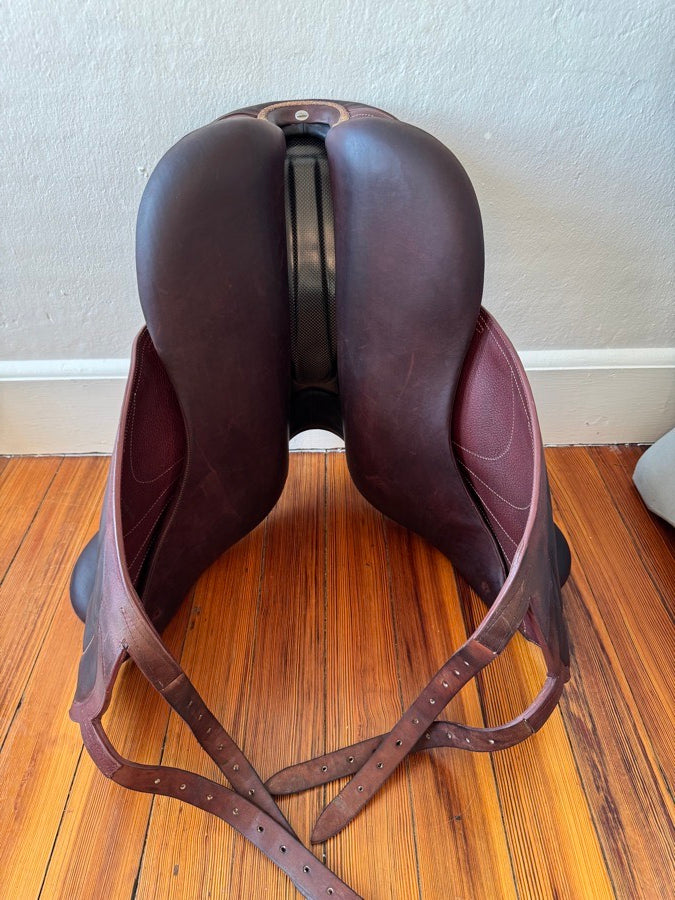 DEVOUCOUX 17.5” 2022 Devoucoux Makila Harmonie S Dressage Saddle - Full Buffalo - 2AA (3)