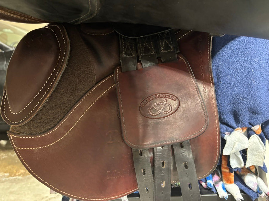 Other Ryder Riviera jump saddle 16.5MW (2)