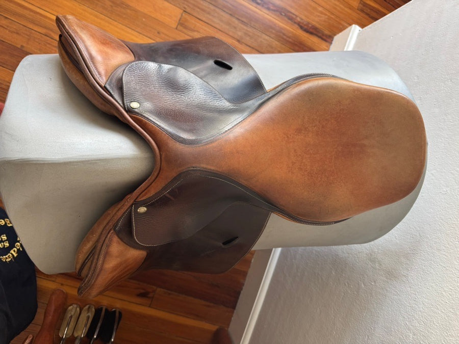 BUTET 18” 2004 Butet Saddle - L Seat - 2 Flaps (6)