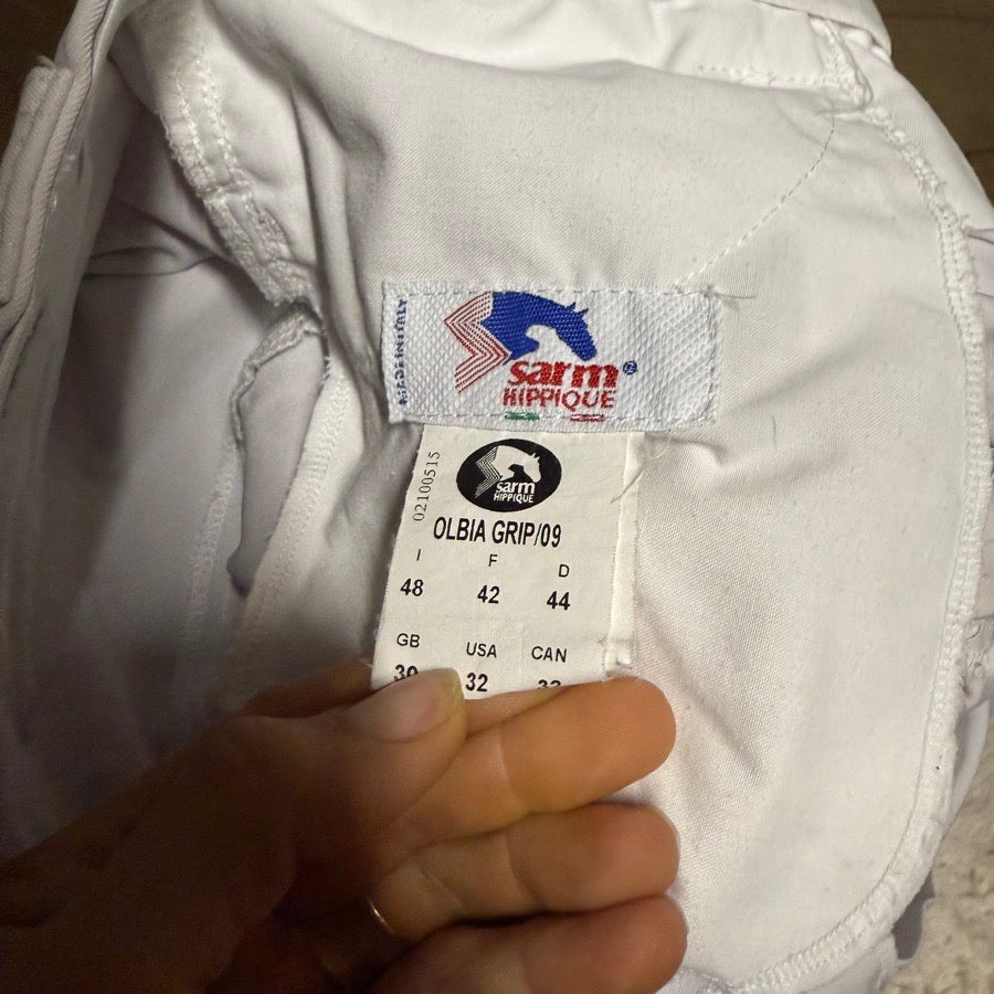 Women’s Size 32 White Sarm Hippique Knee Patch Horseback Riding Breeches