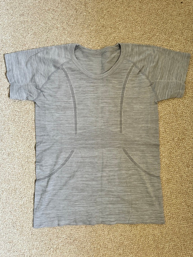 Other large light grey sms seamless top