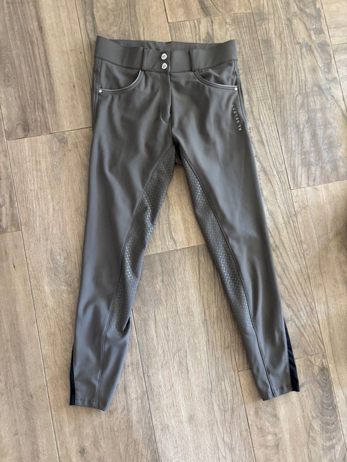 KL select size 26R full seat